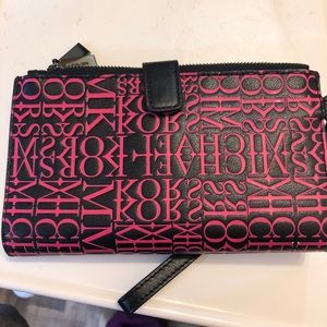 Michael kors wallet